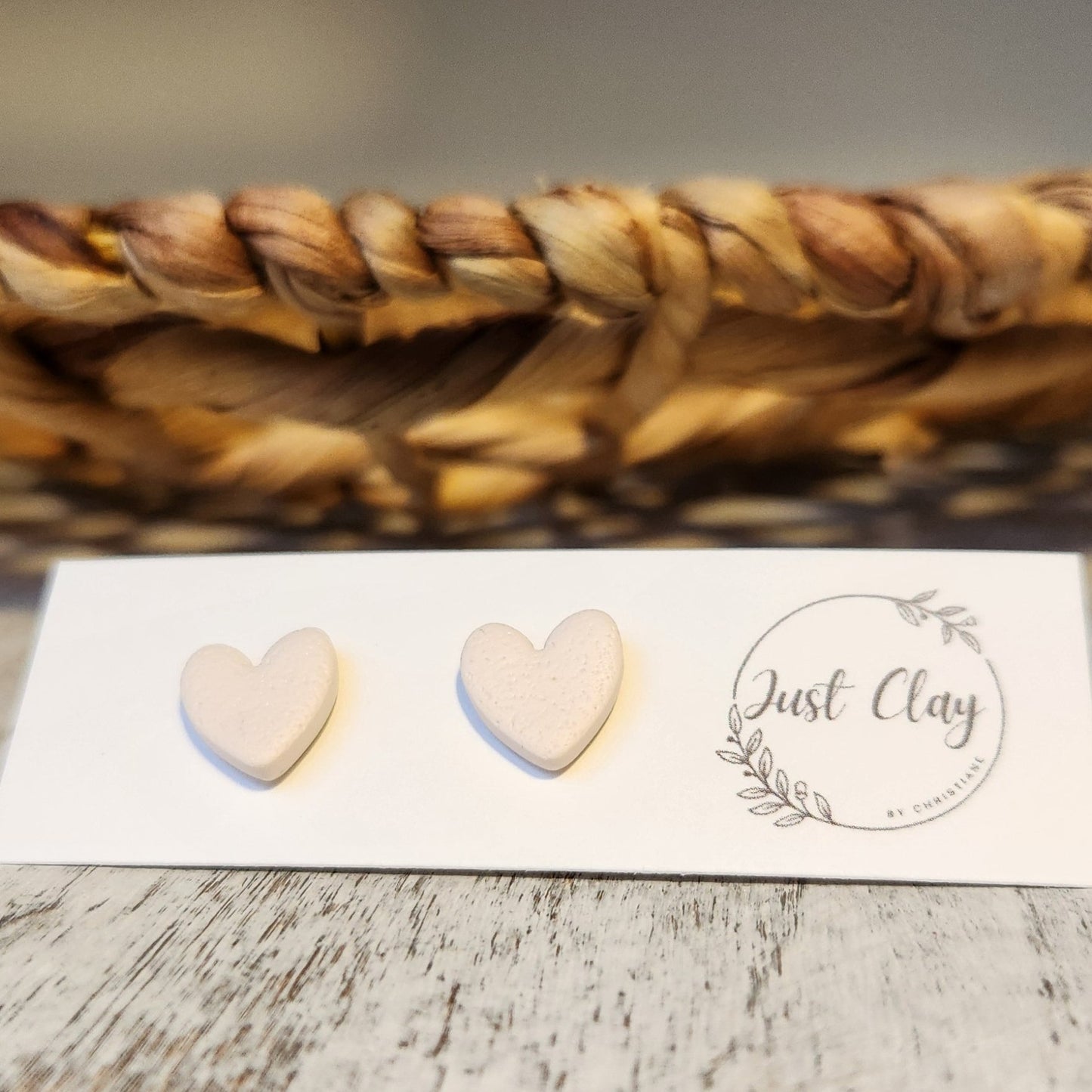 Heart Studs l Pale Pink