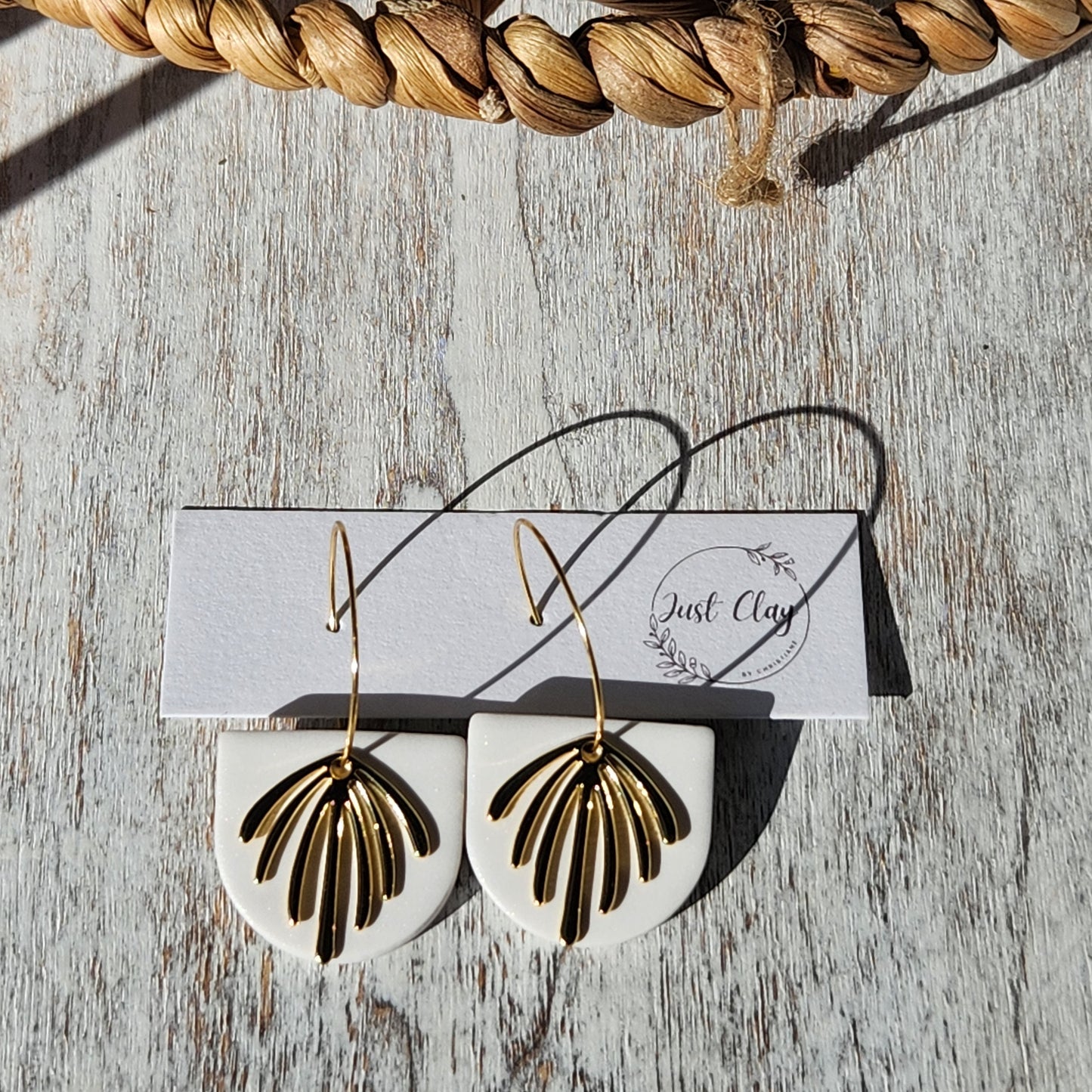 The Carolin | Floral Accent