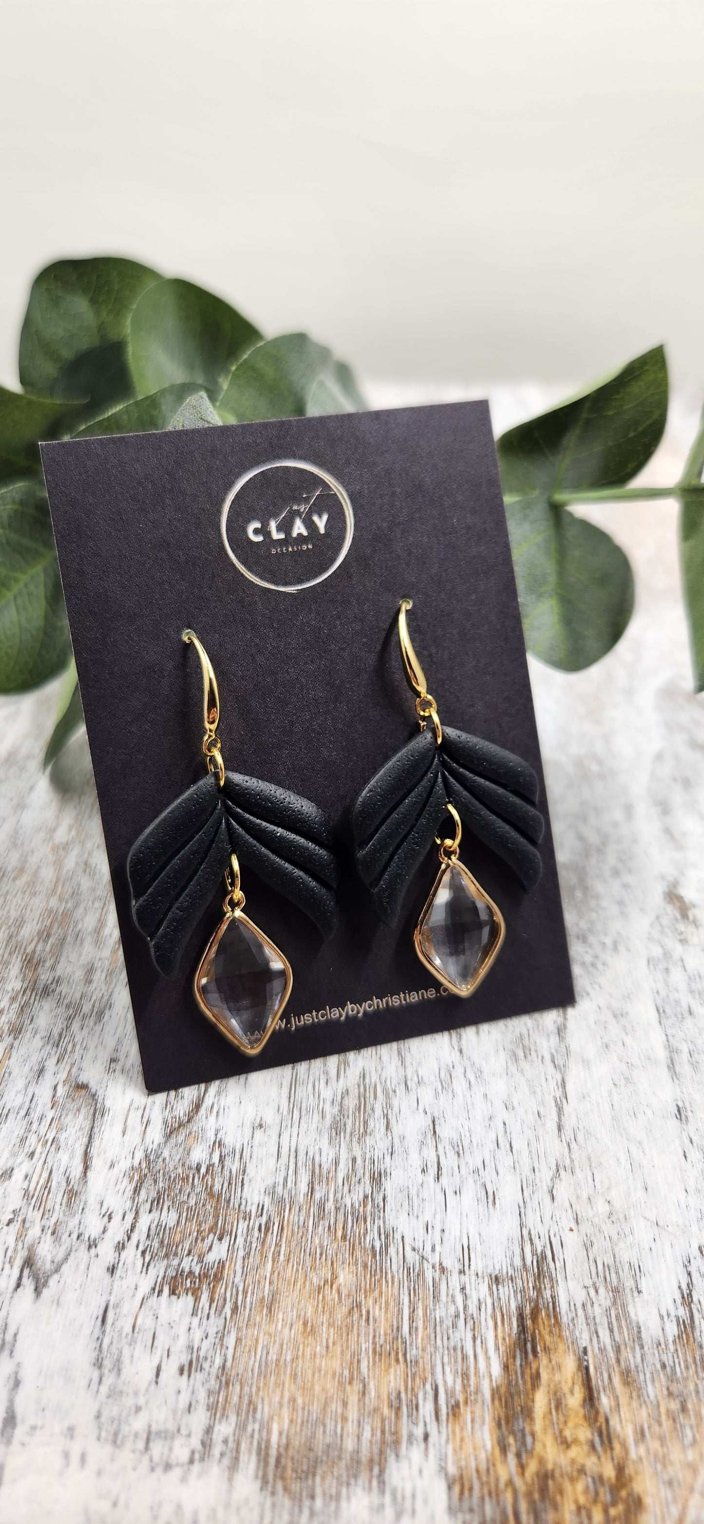 Dangles | black