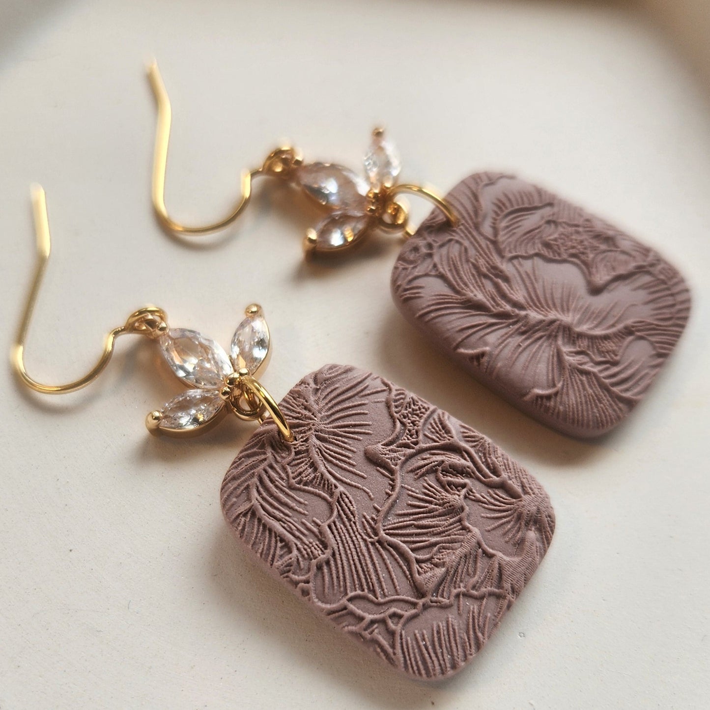 Dangles | mauve