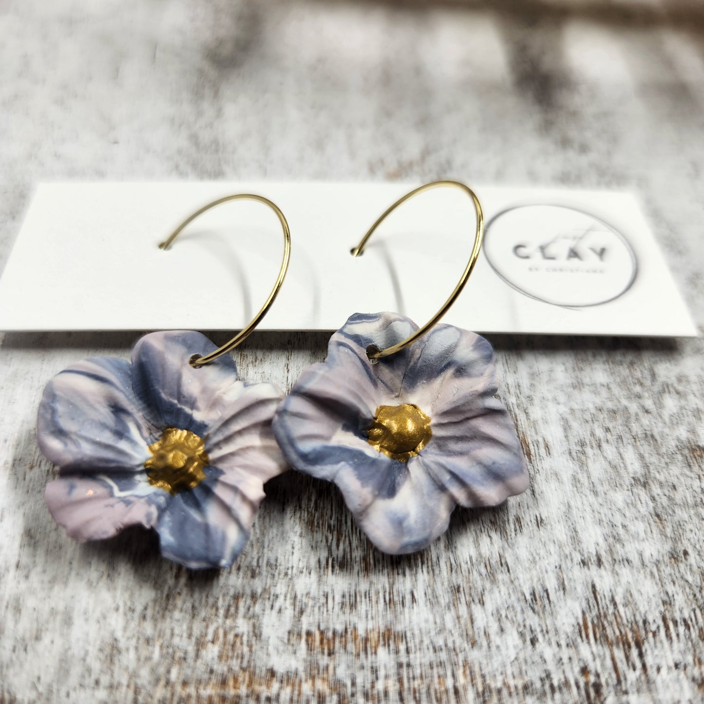 Flower Hoop | blue lilac