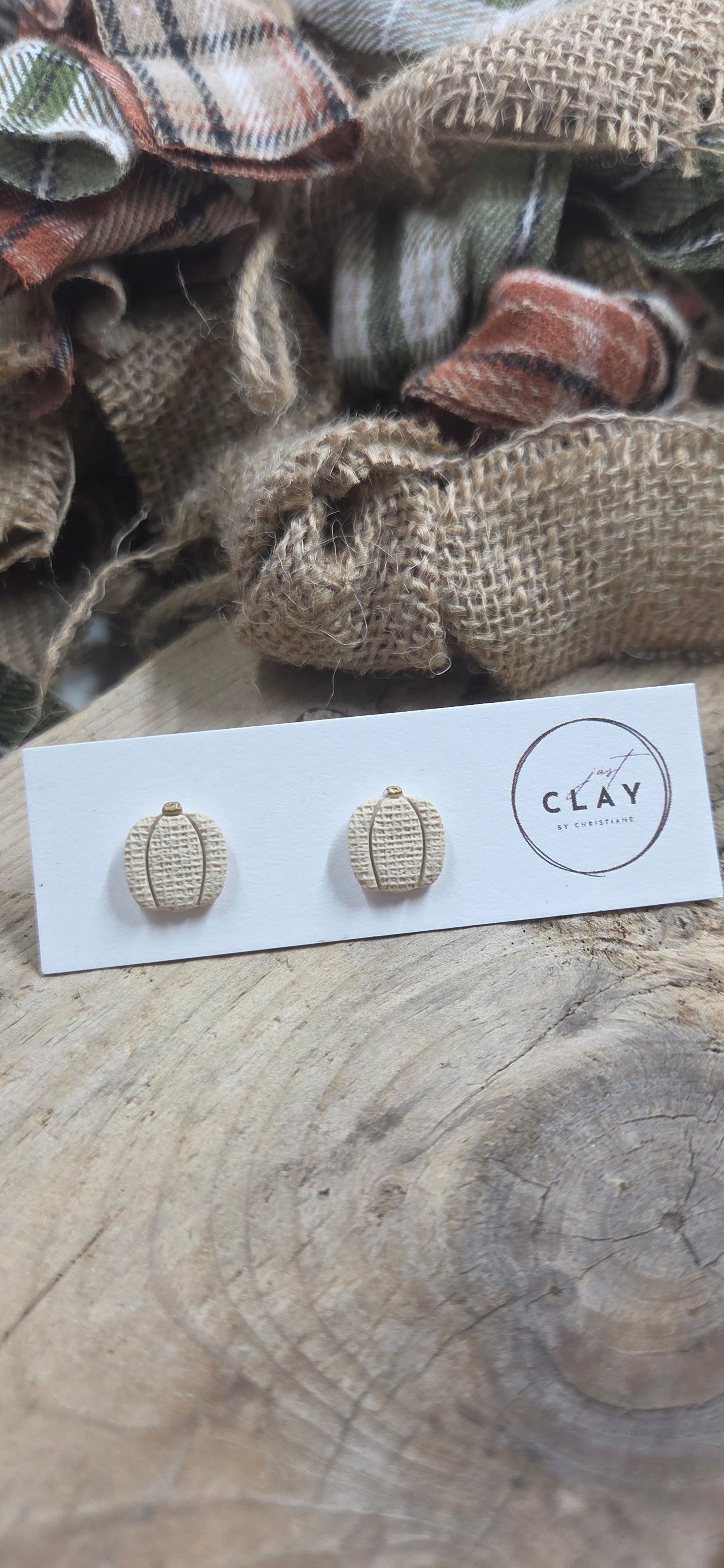 Pumpkin Studs | beige