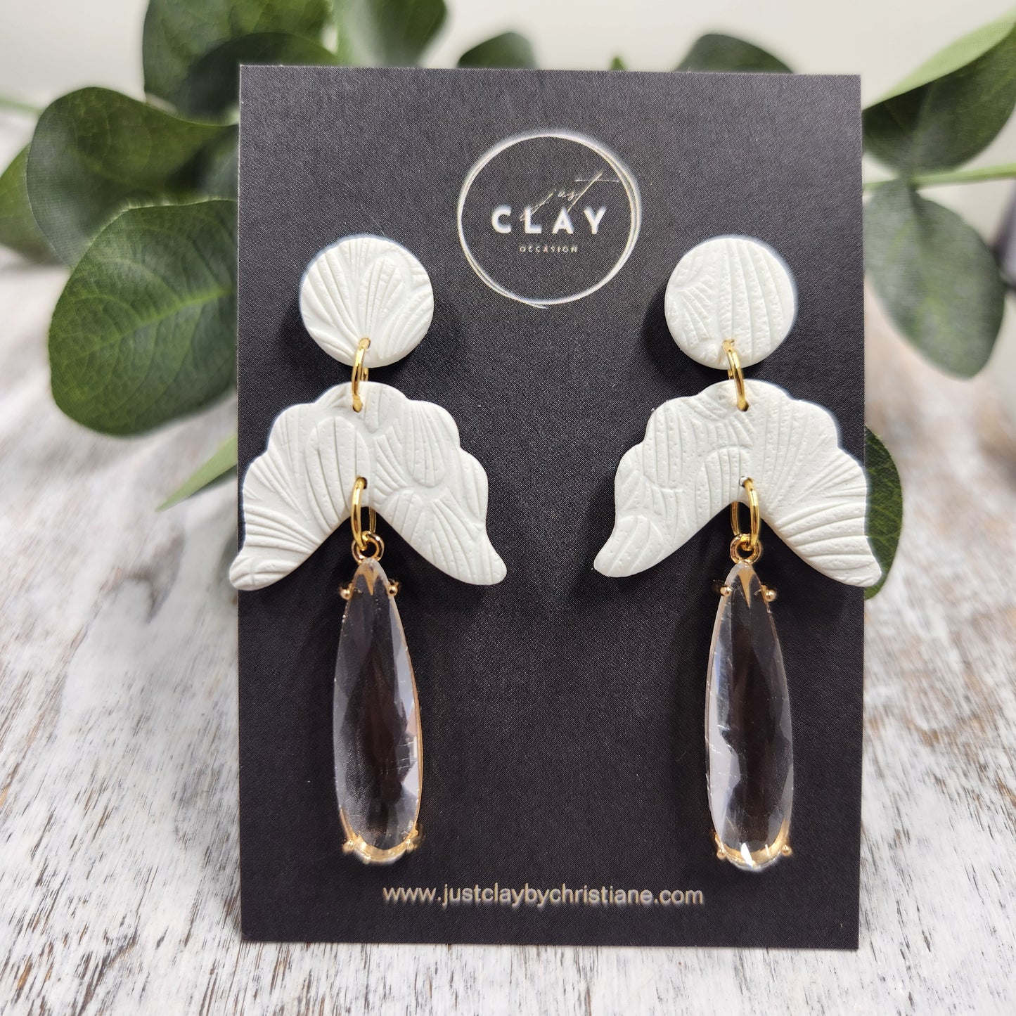 Dangles | white