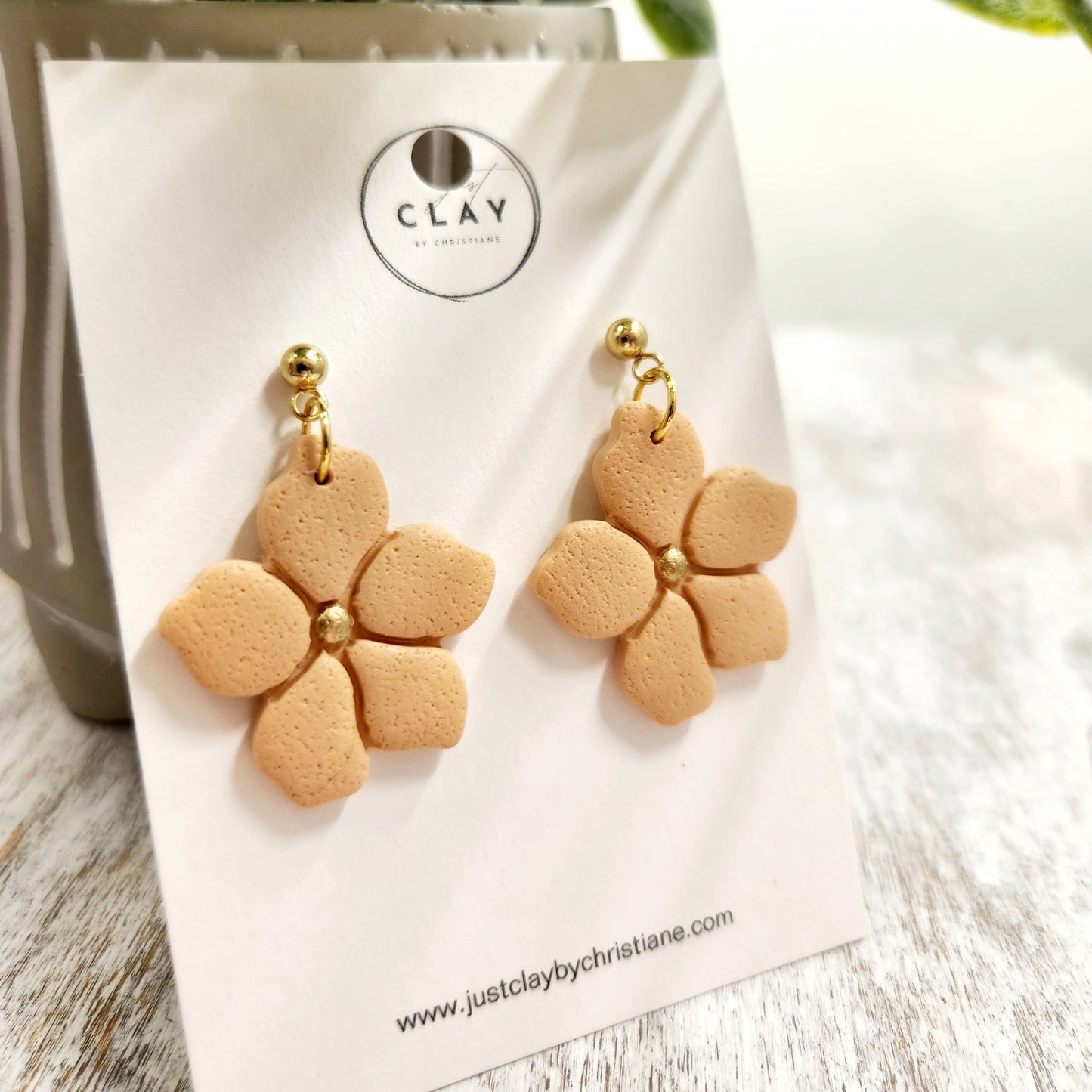 Cute Flower Dangles | peach