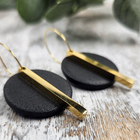 Elegant Hoop Earrings | black gold