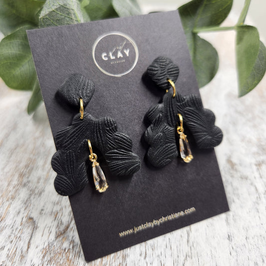 Dangles | black