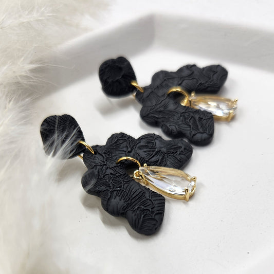 Dangles | black