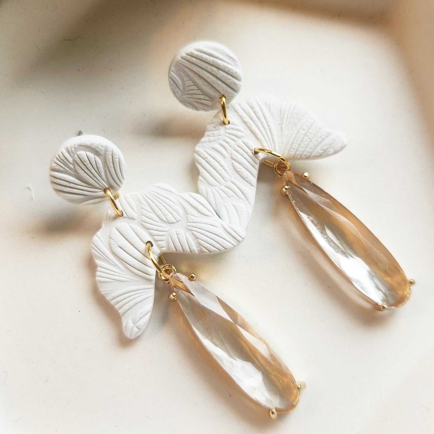 Dangles | white