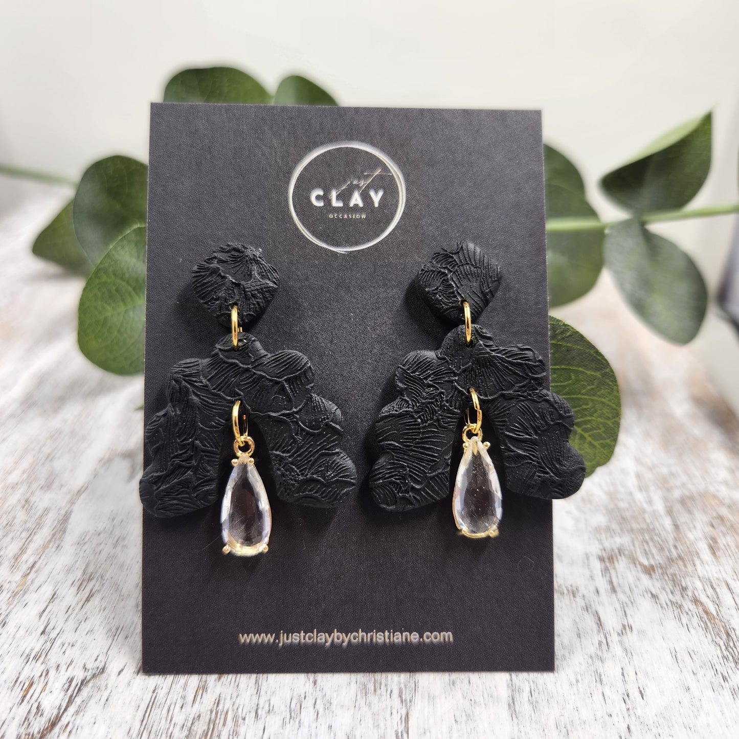 Dangles | black