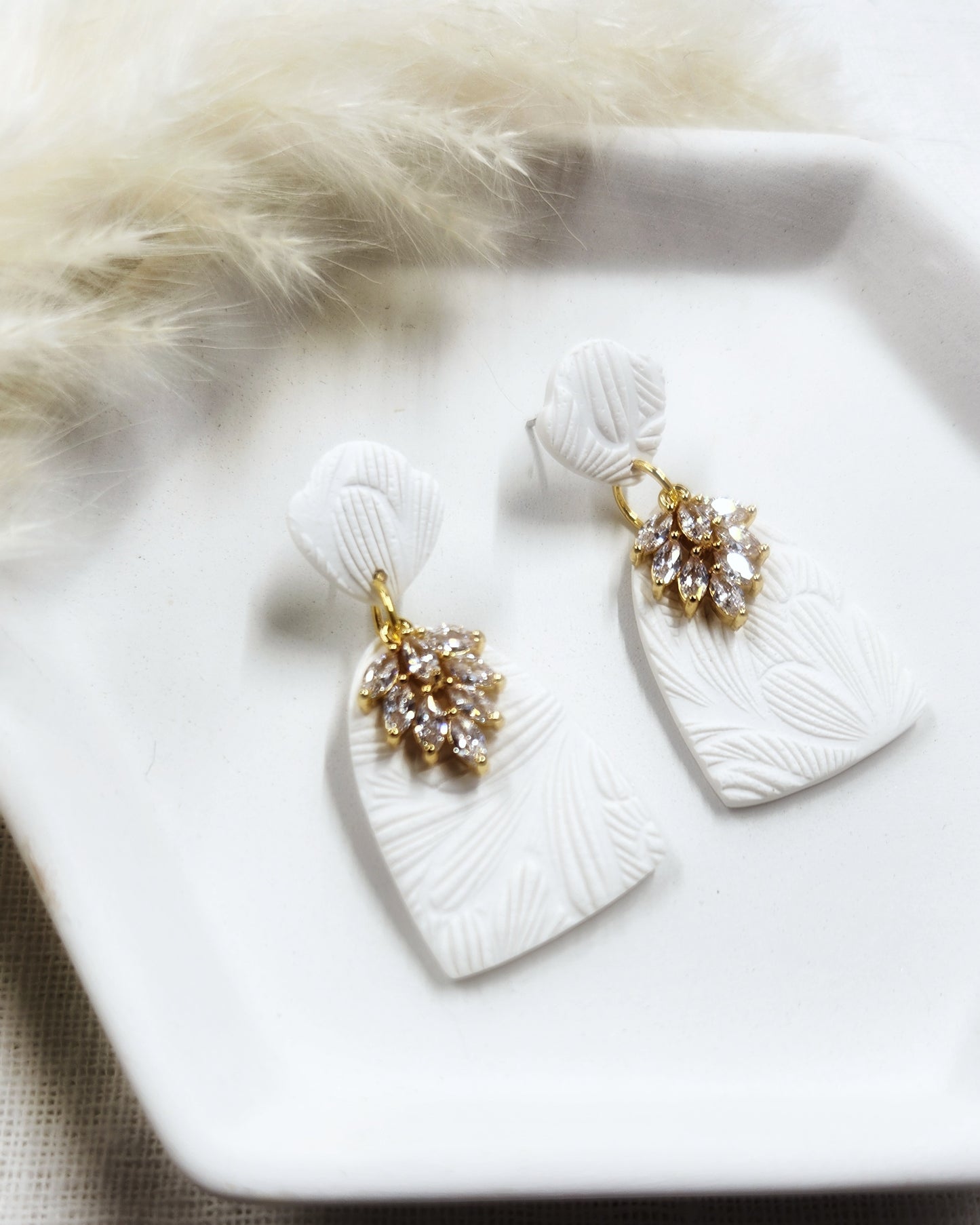 Dangles | white