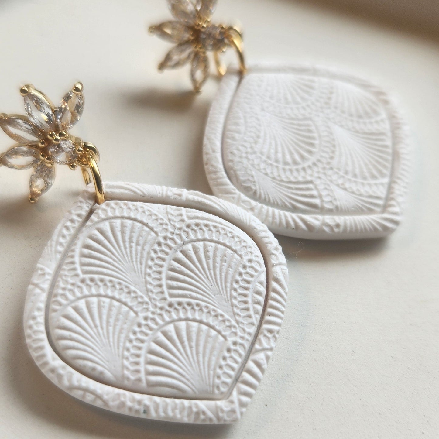Dangles | Elegant Boho Texture