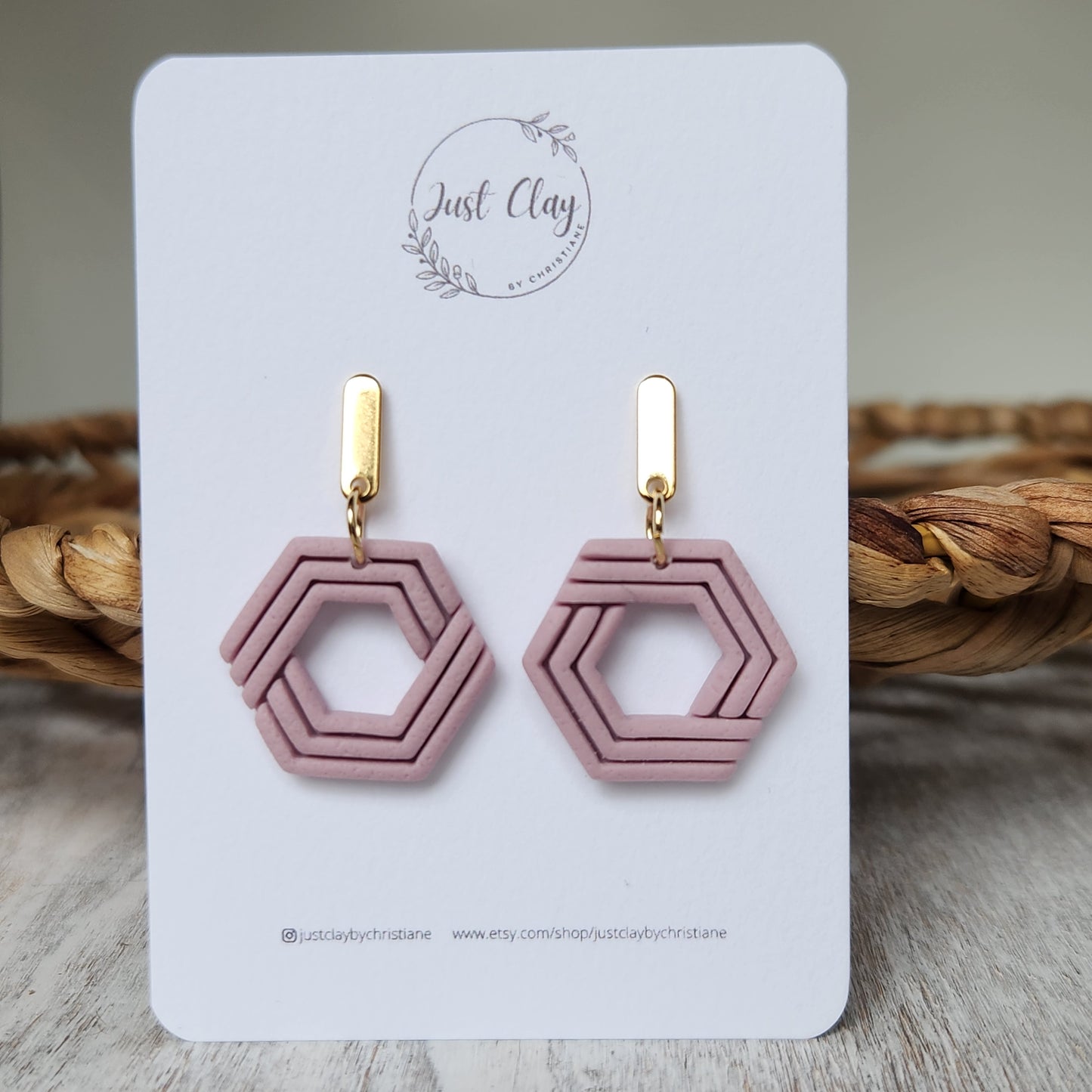 Hexagon Dangle l lilac