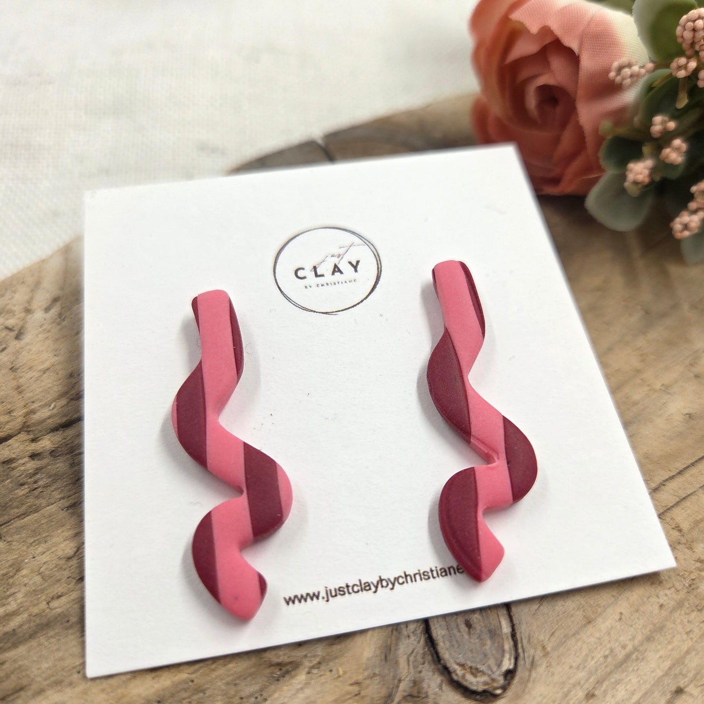 Squiggle Studs