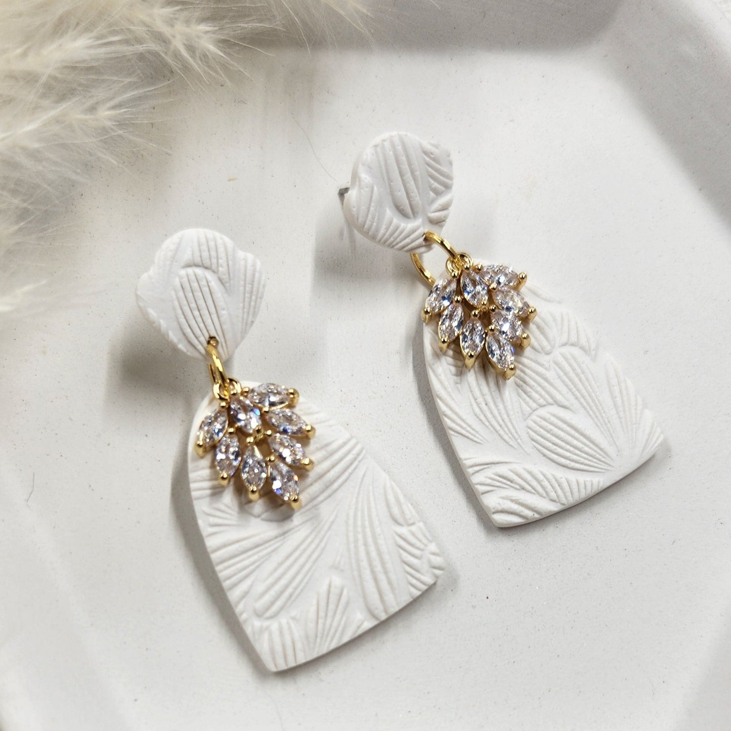 Dangles | white