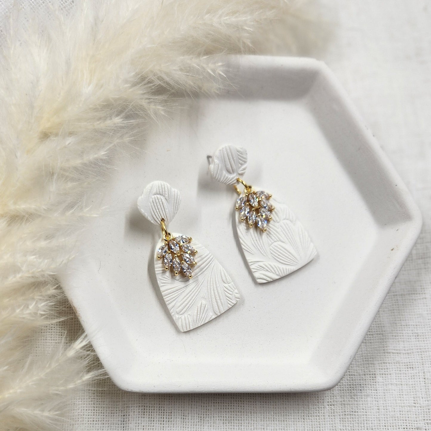 Dangles | white