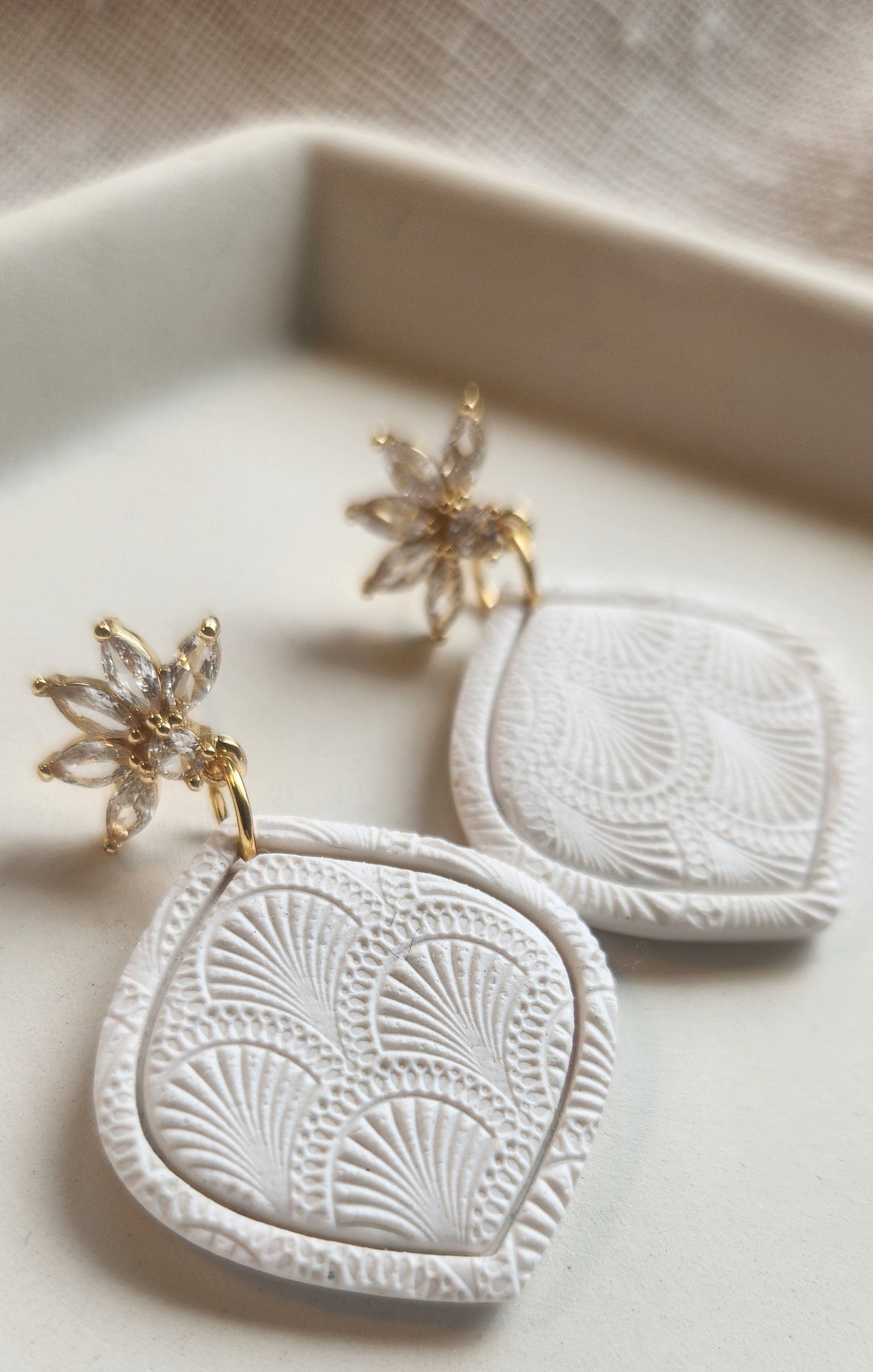 Dangles | Elegant Boho Texture