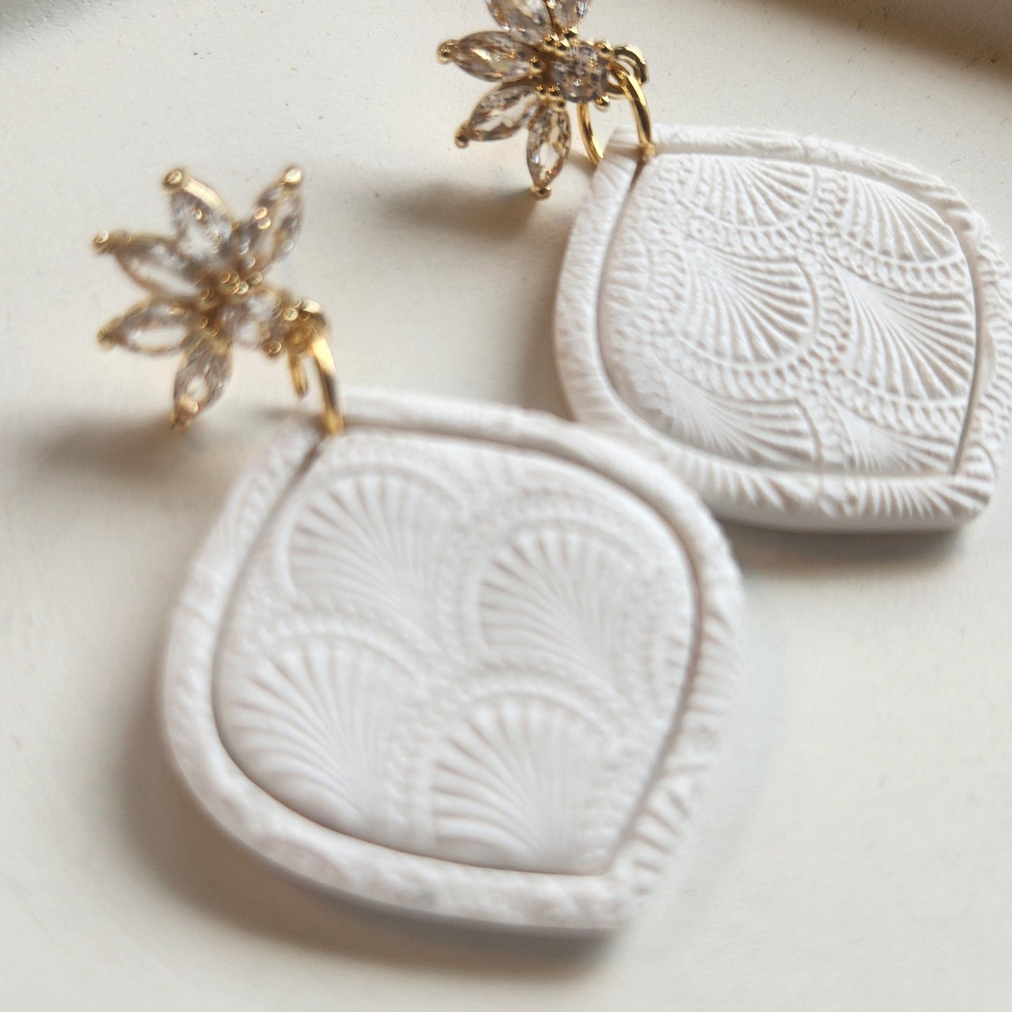 Dangles | Elegant Boho Texture