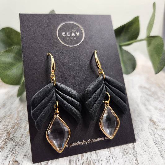 Dangles | black