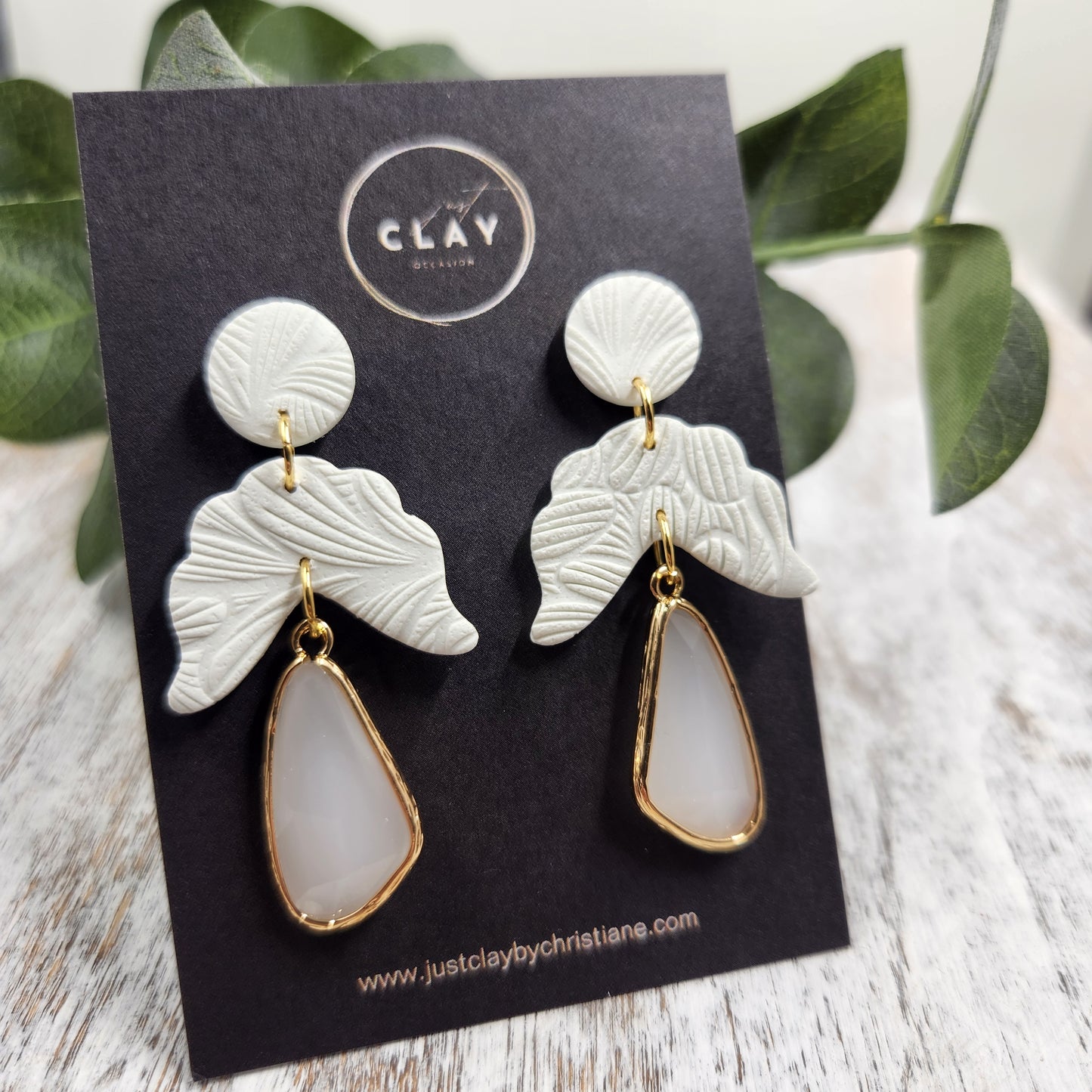 Dangles | white
