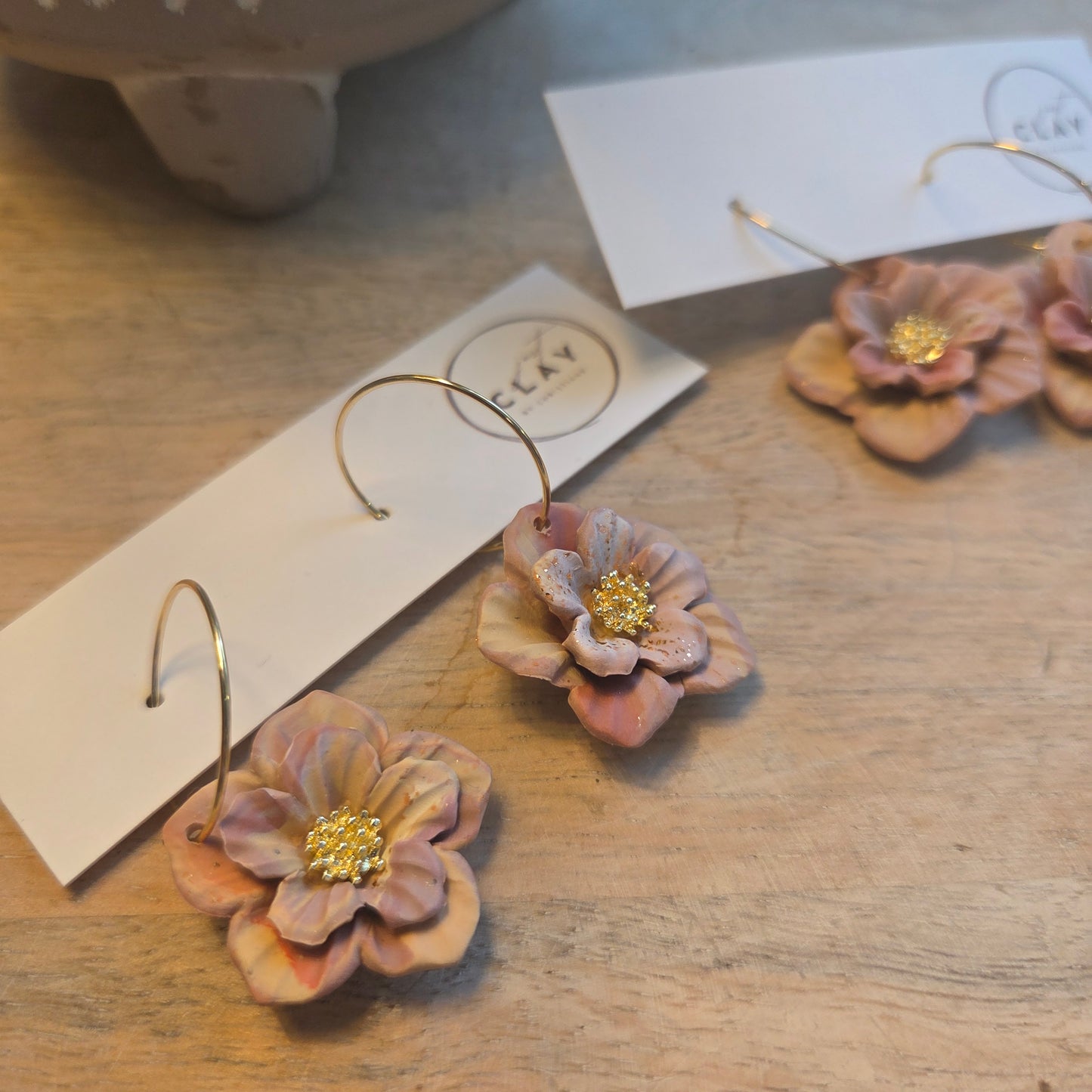 Flower Hoops pink/ purple