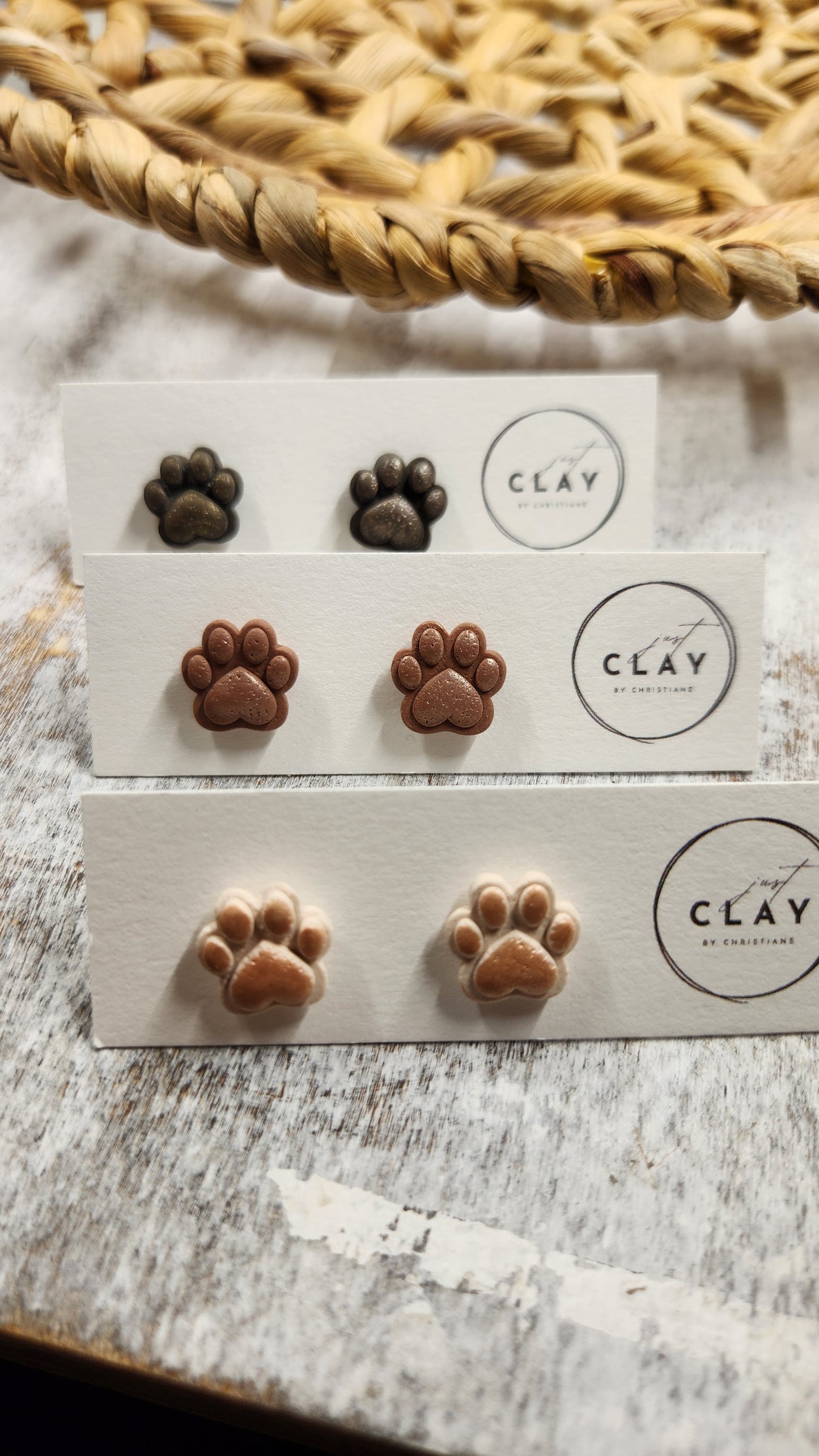 Paw Studs