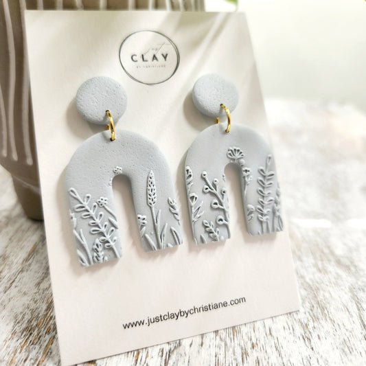 Dangles | light blue