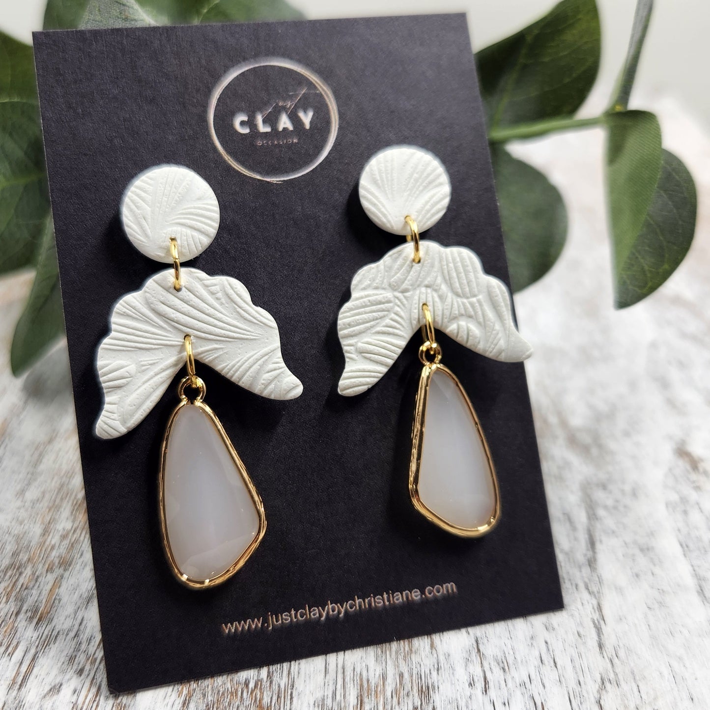 Dangles | white