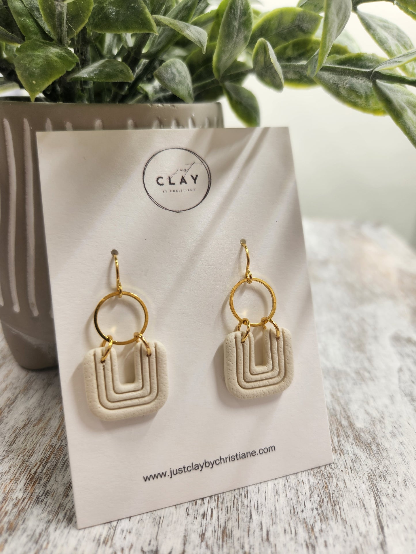 small geometric dangles | creme white