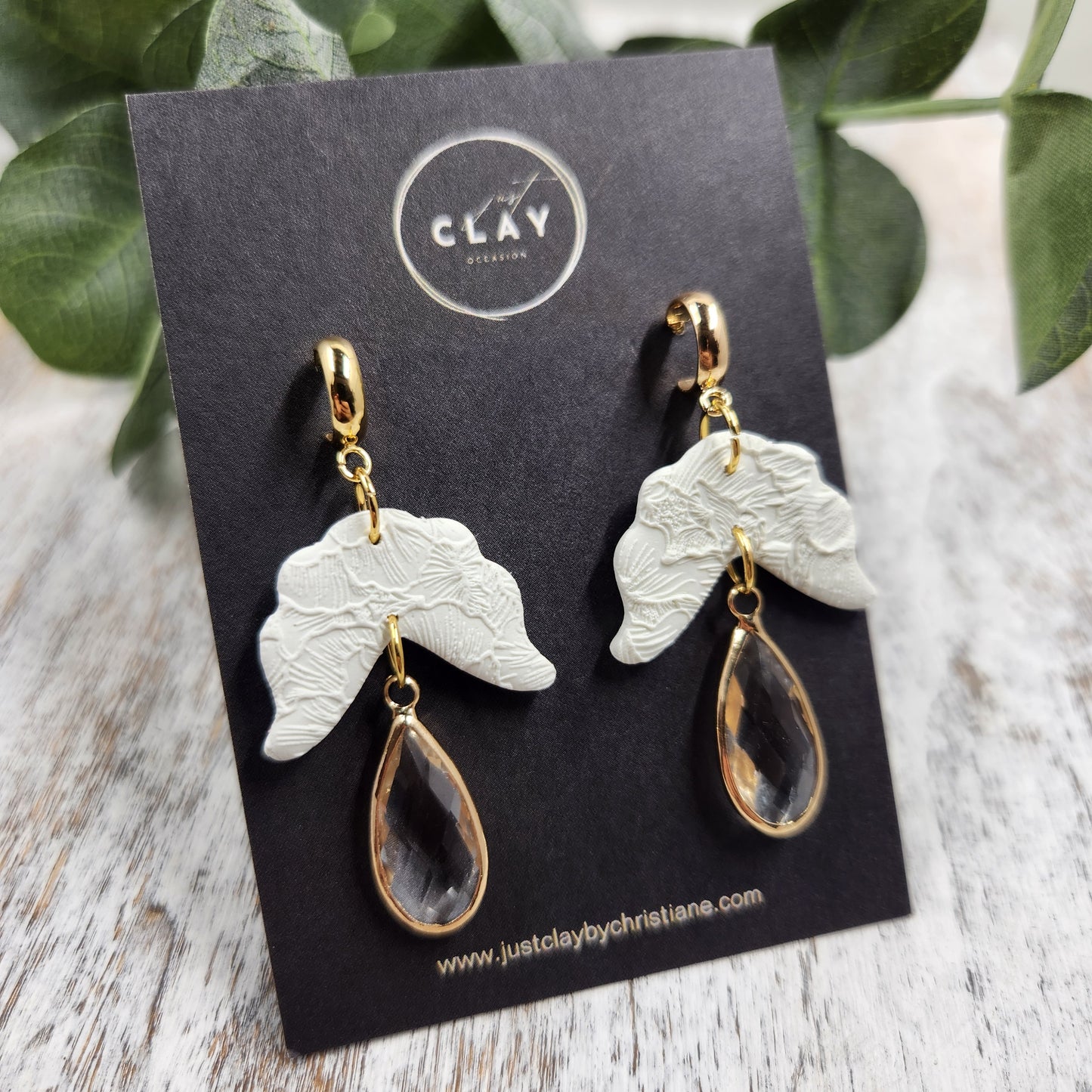 Dangles | white