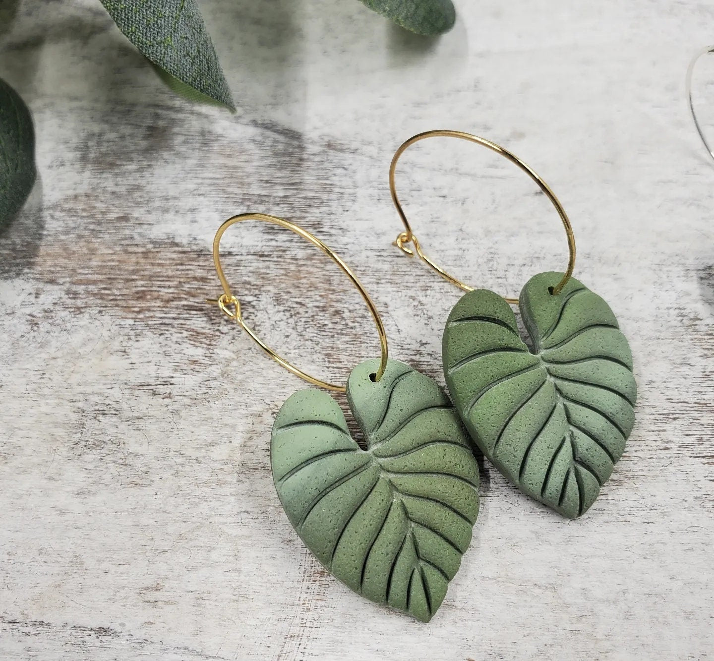 Philodendron Leaf Statement Hoops