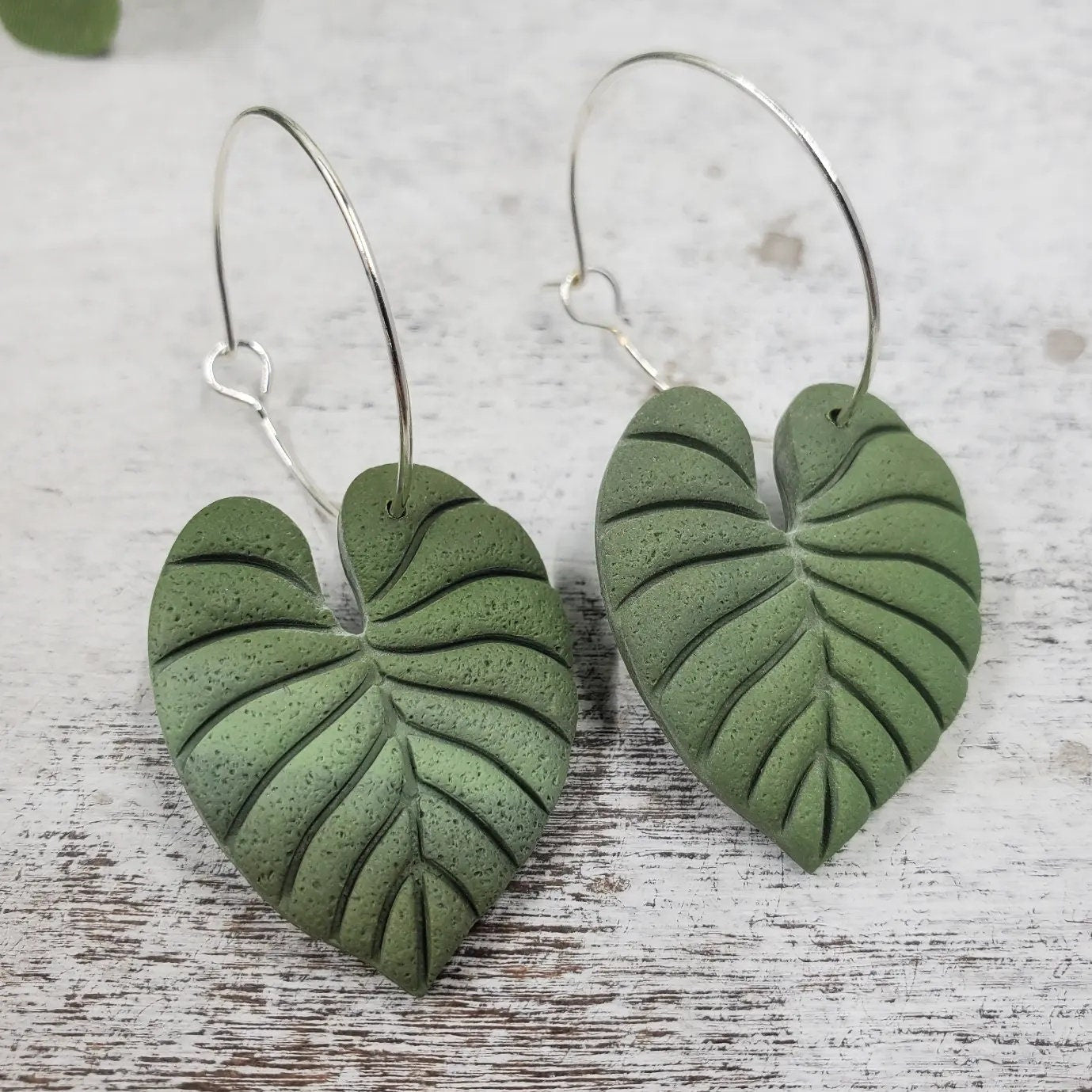 Philodendron Leaf Statement Hoops