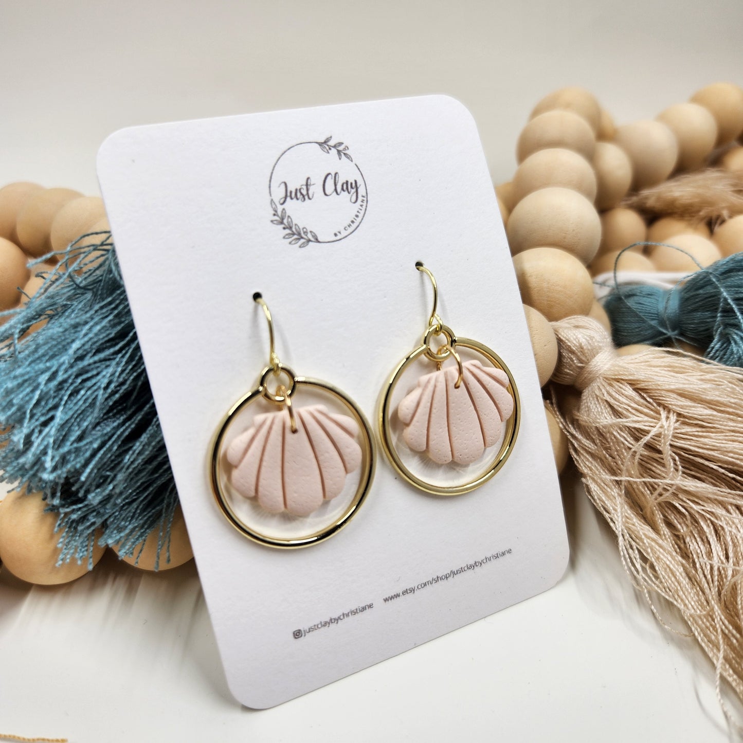 Shell Dangles | light blue or rose